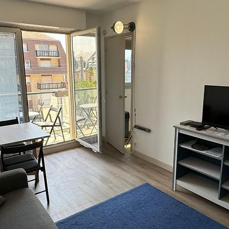 Studio Central A Cabourg Avec Balcon, Wifi Gratuit & Parking - Fr-1-487-372 Bagian luar foto