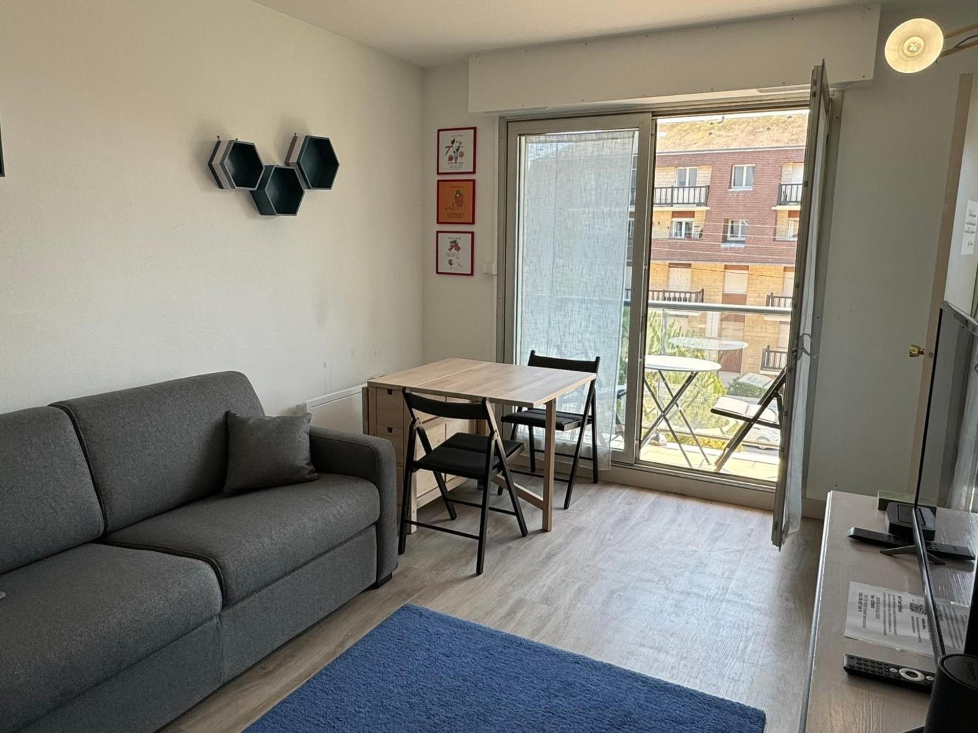 Studio Central A Cabourg Avec Balcon, Wifi Gratuit & Parking - Fr-1-487-372 Bagian luar foto